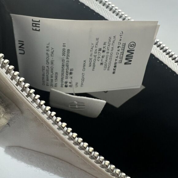 MM6 MAISON MARGIELA Multi Pockets Belt Bag In White - Picture 6 of 13